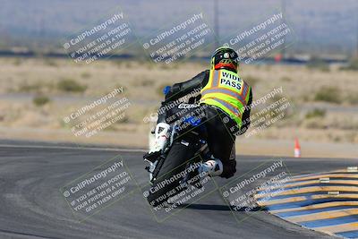 media/Feb-03-2024-SoCal Trackdays (Sat) [[767c60a41c]]/2-Turn 11 (10am)/